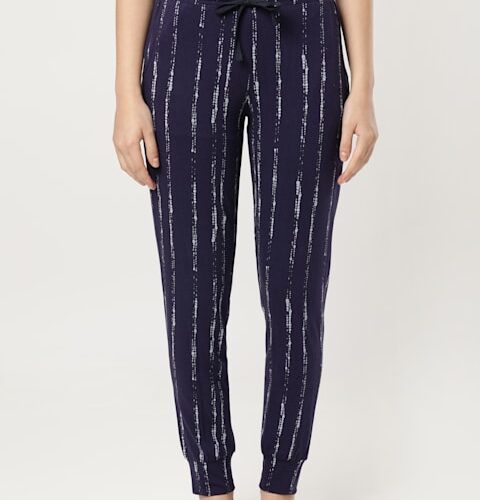 Women's Super Combed Cotton Relaxed Fit Cuffed Hem Styled Printed Pyjama With Side Pockets (RS61)